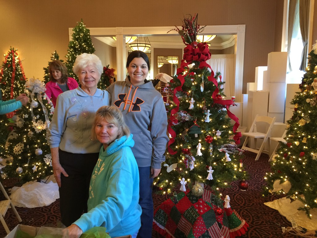 Londonderry on the Tred Avon residents and staff decorated a tree, “Sweet Memories of Our Wonderful Lives,” for the 2015 Festival of Trees in Easton, MD. Pictured left to right are Londonderry resident Dottie Dew; Kathy Hill, Londonderry Sales and Marketing Assistant, who led the Londonderry decorating group; and Kirsten Mullins Londonderry Dining Room Supervisor. Other participants in the project, but not pictured, are Londonderry residents Thelma Haney, Pat Lewers, Natalie Caccia, Lari Caldwell, Gail Woodall, Clare Kettell, and Barbara Hargroves.